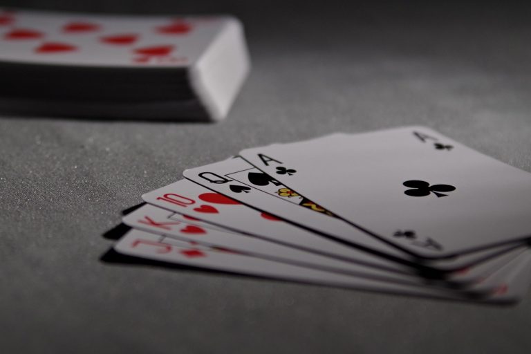 Phil Laak – omul care a jucat poker 4.7 zile la rând