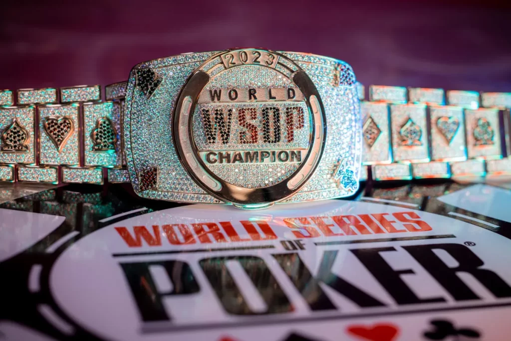 Jucători de poker de top în căutarea primei brățări WSOP